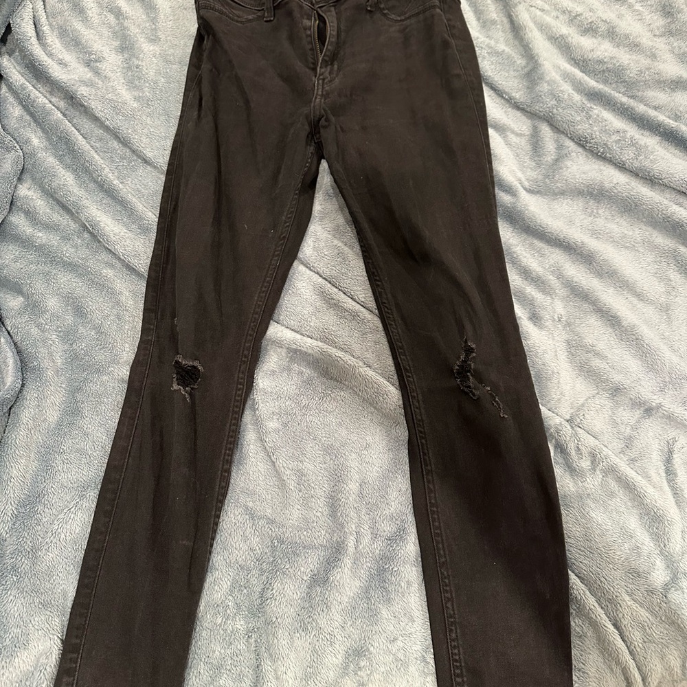 Hollister Black Distressed Skinny Jeggings
